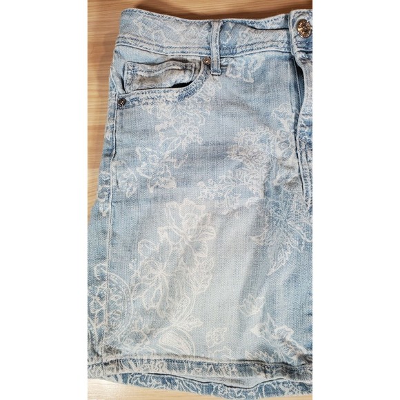 SEVEN7 Women's Size 6 Blue Jean Floral Print Denim Shorts 30" Waist - Picture 3 of 7